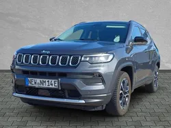 Grau Gebraucht 2021 Jeep Compass Limited SUV | 23.900 € (Guter Preis)