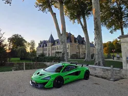 Weiß Gebraucht 2023 McLaren 570S Coupé | 176.900 € (Teuer)