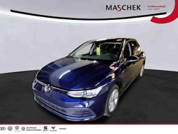 Atlantic blue Gebraucht 2023 VW Golf VIII Life Limousine | 21.220 € (Guter Preis)