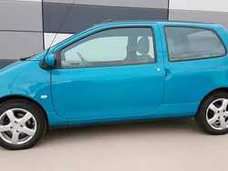 Gebraucht 2003 Renault Twingo Kleinwagen | 2.200 €