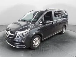 Graphitgrau Gebraucht 2022 Mercedes V300 AMG line Van / Kleinbus | 51.799 € (Superpreis)