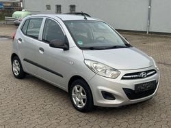Silber Gebraucht 2013 Hyundai i10 Edition Kleinwagen | 3.950 € (Fairer Preis)