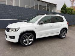 Weiß Gebraucht 2014 VW Tiguan R-line SUV | 13.950 € (Etwas zu teuer)