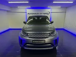 Grau Gebraucht 2018 Land Rover Discovery 5 HSE SUV | 20.999 € (Teuer)