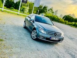 Grau Gebraucht 2009 Mercedes C250 Limousine | 4.300 € (Fairer Preis)