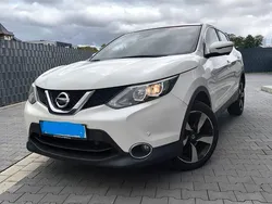 Weiß Gebraucht 2016 Nissan Qashqai 360º SUV | 8.100 € (Fairer Preis)