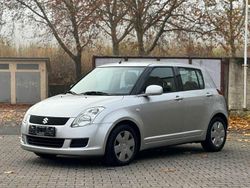 Silber Gebraucht 2008 Suzuki Swift Club Limousine | 3.490 € (Fairer Preis)
