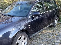Schwarz Gebraucht 2001 Audi A6 Kombi | 1.800 € (Superpreis)