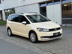 Beige Gebraucht 2018 VW Touran Van / Kleinbus | 5.999 € (Fairer Preis)