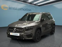Grau Gebraucht 2025 Mercedes GLB220 SUV | 56.749 €