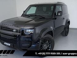 Schwarz Neu 2025 Land Rover Defender SE Dynamic SUV | 93.024 € (Etwas zu teuer)