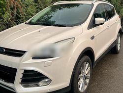 Weiß Gebraucht 2016 Ford Kuga SUV | 13.800 € (Fairer Preis)