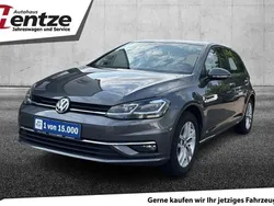 Indiumgrau met Gebraucht 2018 VW Golf VII Highline Limousine | 16.490 € (Fairer Preis)