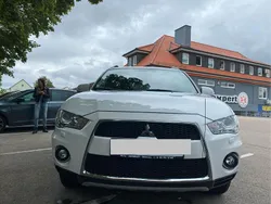 Weiß Gebraucht 2011 Mitsubishi Outlander SUV | 8.400 € (Teuer)