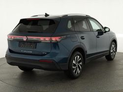 Blau Neu 2025 VW Tiguan Life SUV | 38.395 € (Superpreis)