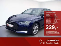 Blau Gebraucht 2024 Audi A3 Sportback Advanced Plus Limousine | 32.500 € (Guter Preis)