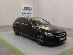 Obsidianschwarz metalliclack Gebraucht 2021 Mercedes C180 Avantgarde Kombi | 28.560 € (Fairer Preis)