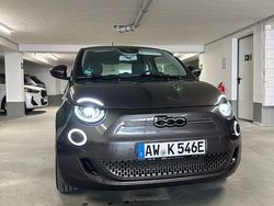 Grau Gebraucht 2021 Fiat 500e Limousine | 18.500 € (Fairer Preis)
