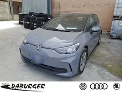 Grau Gebraucht 2024 VW ID.3 Pro Kleinwagen | 25.990 € (Guter Preis)