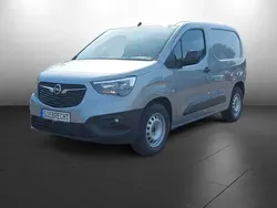 Grau Gebraucht 2023 Opel Combo-e Life Edition Limousine | 22.970 € (Fairer Preis)