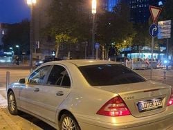 Silber Gebraucht 2004 Mercedes C200 Avantgarde Limousine | 6.299 € (Teuer)