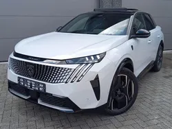Weiß Gebraucht 2024 Peugeot e-3008 GT SUV | 43.984 € (Superpreis)