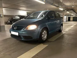 Blau Gebraucht 2005 VW Golf Plus Cross Van / Kleinbus | 4.990 € (Etwas zu teuer)