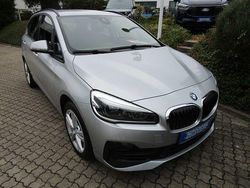 Silber Gebraucht 2018 BMW 218 Active Tourer Advantage Van / Kleinbus | 13.850 € (Fairer Preis)