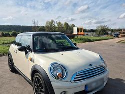 Beige Gebraucht 2010 Mini Cooper Kleinwagen | 9.900 € (Teuer)
