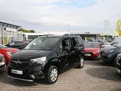 Schwarz Gebraucht 2022 Opel Combo Life Ultimate Van / Kleinbus | 23.990 € (Fairer Preis)
