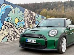 Grün Gebraucht 2021 Mini Cooper SE Kleinwagen | 21.499 €