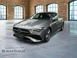 Grau Gebraucht 2024 Mercedes CLA200 AMG Limousine | 34.300 € (Fairer Preis)