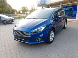 Blau Gebraucht 2016 Ford S-MAX S Van / Kleinbus | 15.895 € (Fairer Preis)