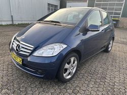 Blau Gebraucht 2010 Mercedes A160 Kleinwagen | 5.990 € (Fairer Preis)