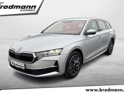 Silber Gebraucht 2024 Skoda Octavia Selection Kombi | 31.845 € (Fairer Preis)
