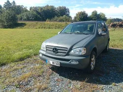 Grau Gebraucht 2003 Mercedes ML270 SUV | 4.200 € (Superpreis)