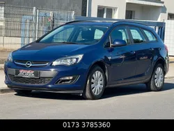 Blau Gebraucht 2015 Opel Astra Selection Kombi | 7.490 € (Guter Preis)