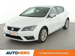 Weiß Gebraucht 2018 Seat Leon Style Limousine | 11.420 € (Fairer Preis)