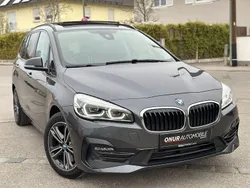 Grau Gebraucht 2021 BMW 218 Sport Line Van / Kleinbus | 21.950 € (Fairer Preis)