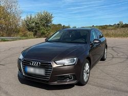 Braun Gebraucht 2017 Audi A4 Kombi | 20.500 € (Etwas zu teuer)