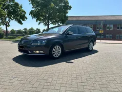 Braun Gebraucht 2011 VW Passat Kombi | 6.599 € (Etwas zu teuer)