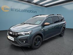 Grün Gebraucht 2023 Dacia Jogger Van / Kleinbus | 20.299 € (Fairer Preis)