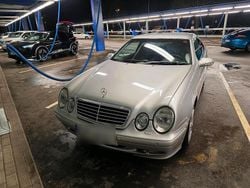 Silber Gebraucht 2003 Mercedes CLK230 Coupé | 3.000 € (Guter Preis)