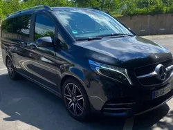Schwarz Gebraucht 2020 Mercedes V300 AMG Van / Kleinbus | 58.950 € (Teuer)