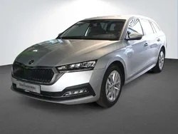 Silber Gebraucht 2024 Skoda Octavia Style Kombi | 28.390 € (Guter Preis)