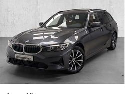 Grau Gebraucht 2022 BMW 320 Sport Line Kombi | 29.840 € (Fairer Preis)