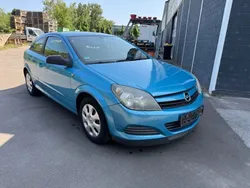Blau Gebraucht 2005 Opel Astra GTC Edition Limousine | 1.250 € (Fairer Preis)