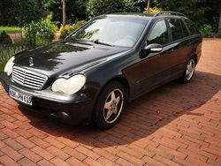 Schwarz Gebraucht 2004 Mercedes C180 Kombi | 998 € (Fairer Preis)