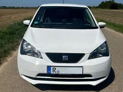 Weiß Gebraucht 2015 Seat Mii Chic Kleinwagen | 6.000 € (Fairer Preis)