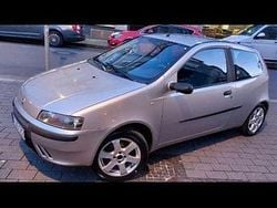 Silber Gebraucht 2002 Fiat Punto Kleinwagen | 1.300 € (Fairer Preis)